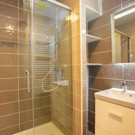 - De La Moulinquie * Saint-Cirgue