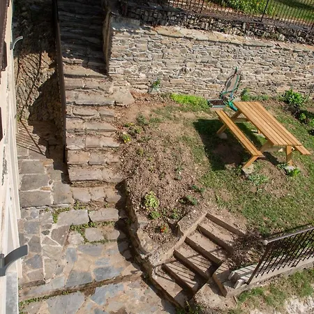 - De La Moulinquie * Saint-Cirgue