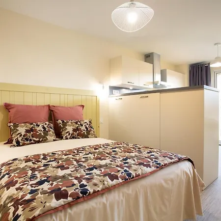 - De La Moulinquie Saint-Cirgue